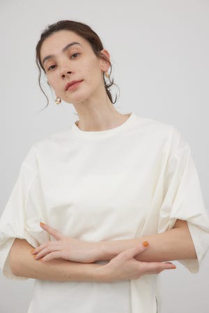 スリーブツイストプルオーバー