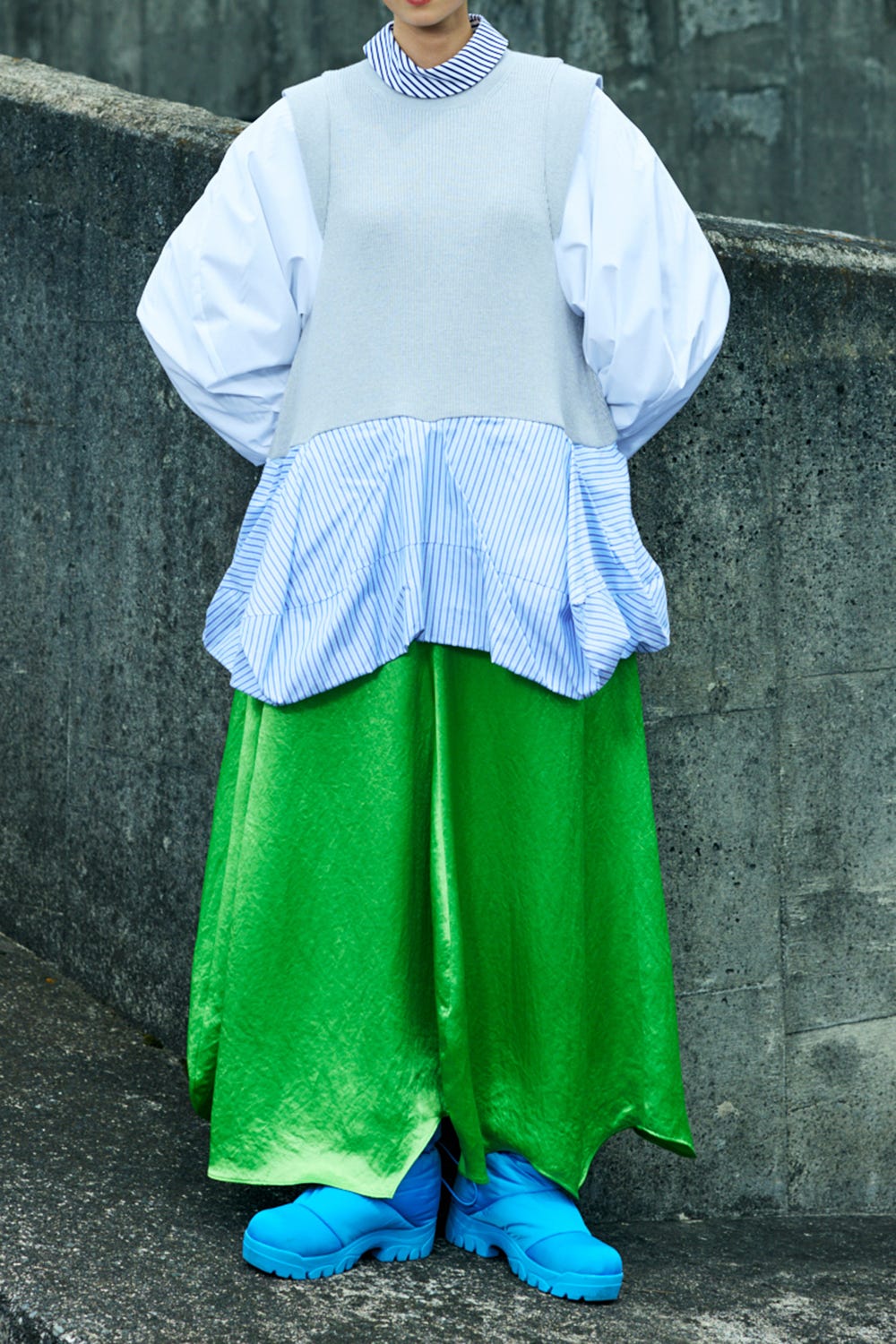 DRESS