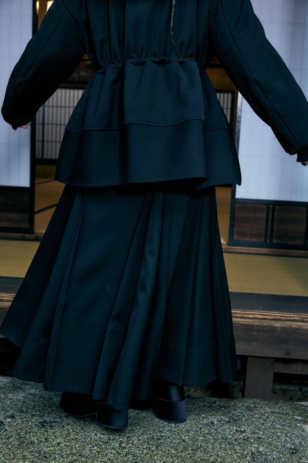 BOX TUCK SKIRT BLK 36