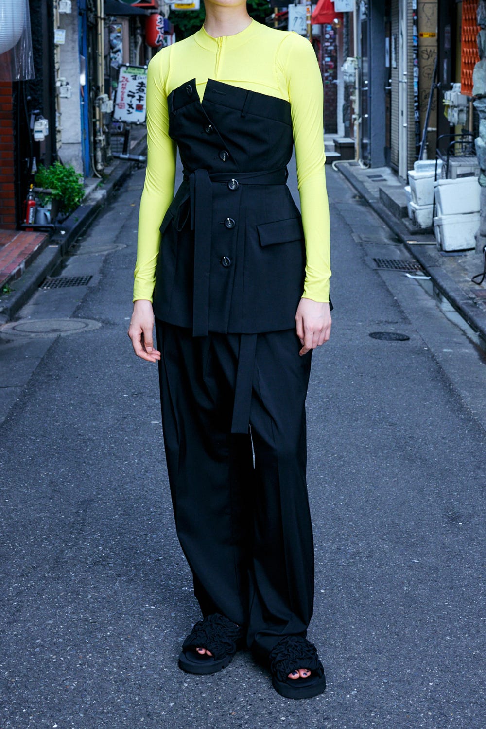 HALF-ZIP LONG-SLEEVE-T-SHIRT L/YEL 38