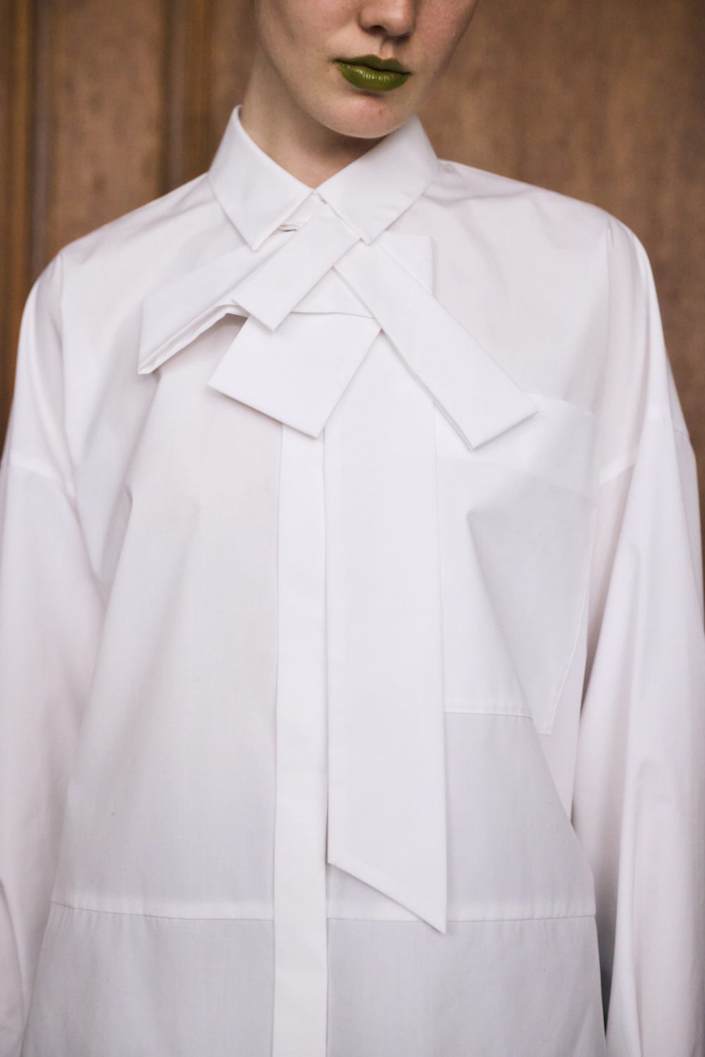 トップス ENFOLD ASYMMETRY BOW-TIE SHIRT ASYMMETRY BOW-TIE SHIRT｜38｜WHT｜SHIRTS AND BLOUSES