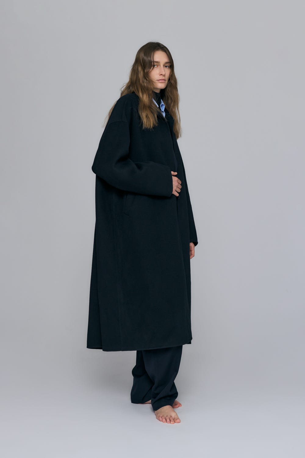 NO-COLLAR FLARE COAT BLK 36