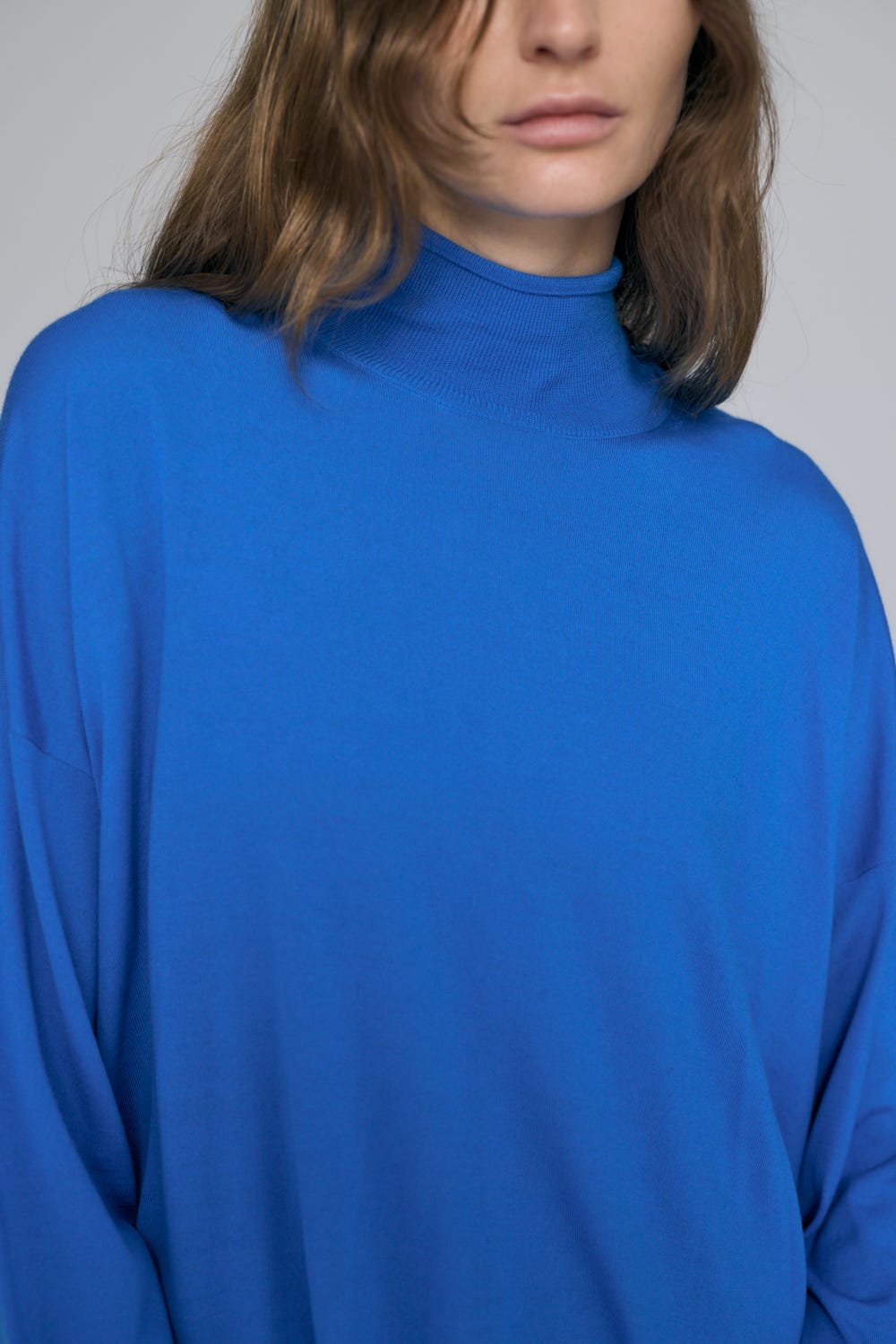 TURTLE-NECK BOX PULLOVER L/BLU 38