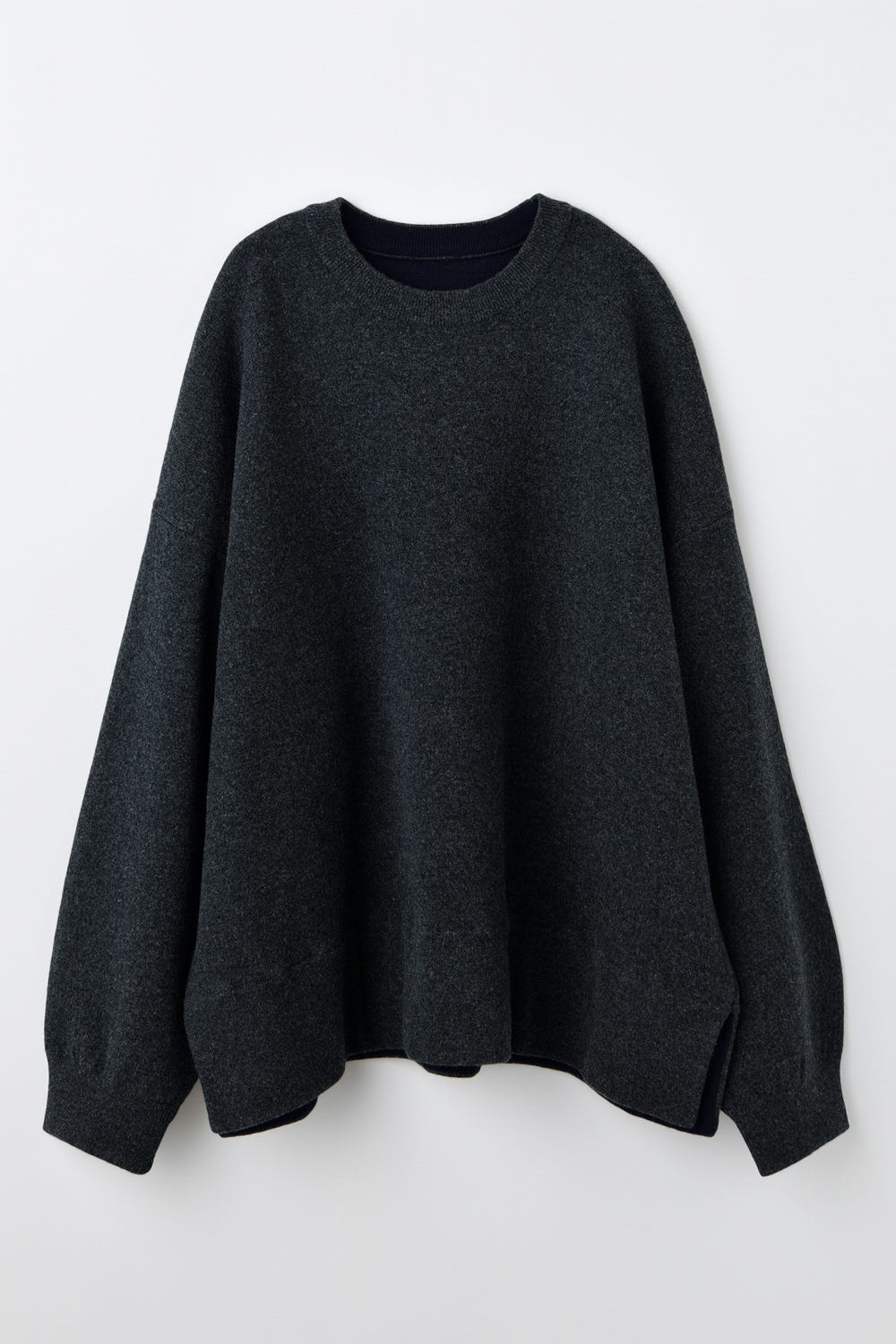 KNIT WEAR