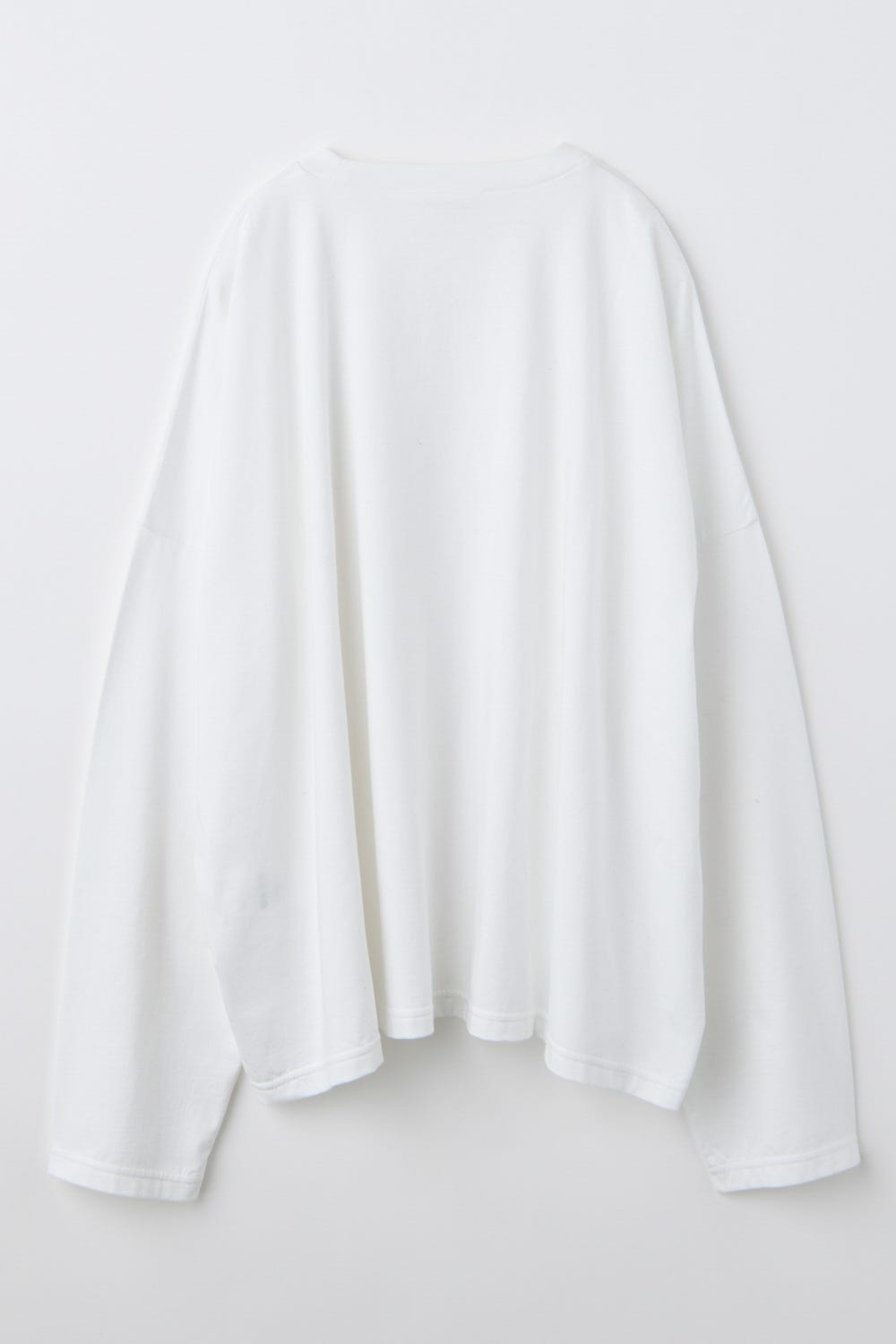 BOX LONG-SLEEVE T-SHIRT WHT 38