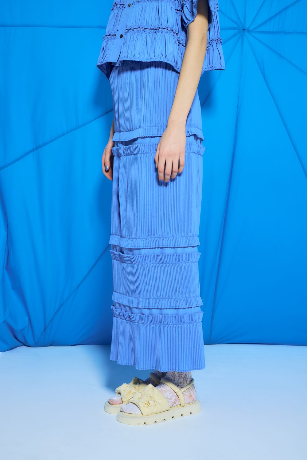 STRAIGHT PLEATS SKIRT SAX 38