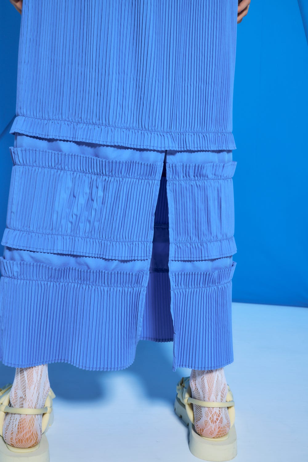 STRAIGHT PLEATS SKIRT SAX 38