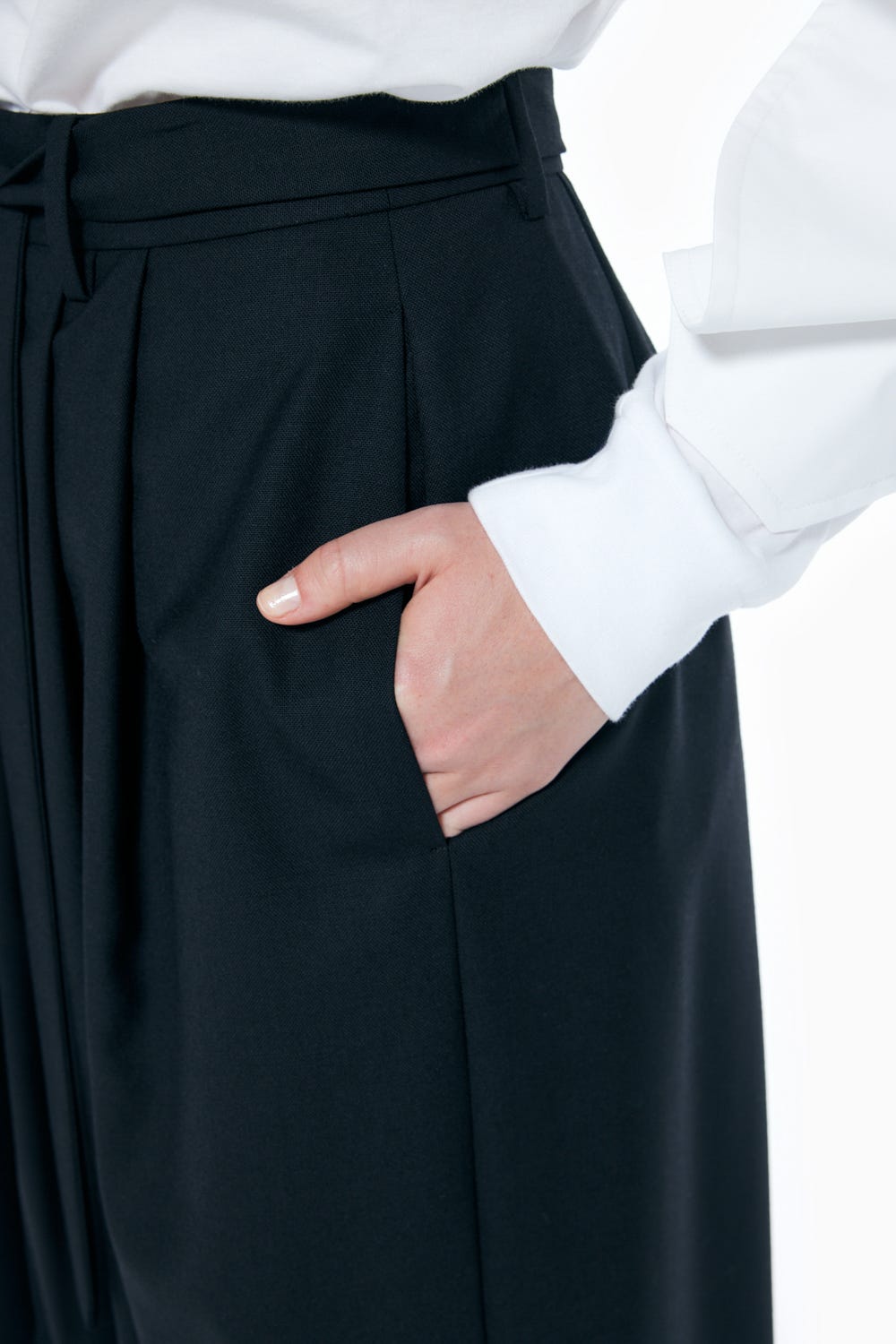 TUCK WIDE-PANTS BLK 36