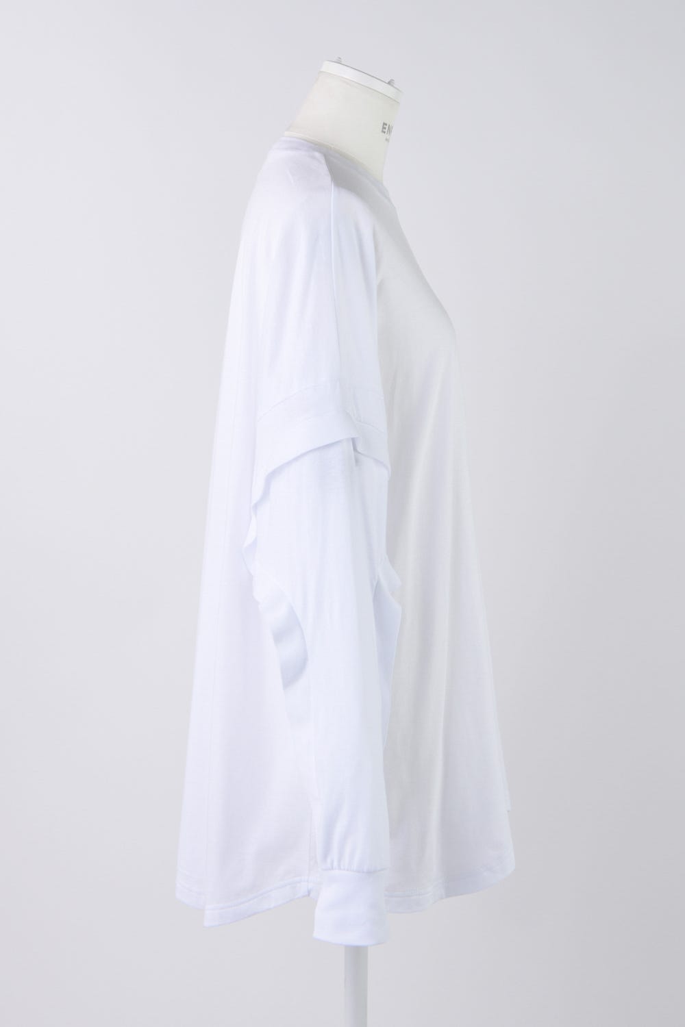 CURVE-SEAM LONG-SLEEVE T-SHIRT WHT 38
