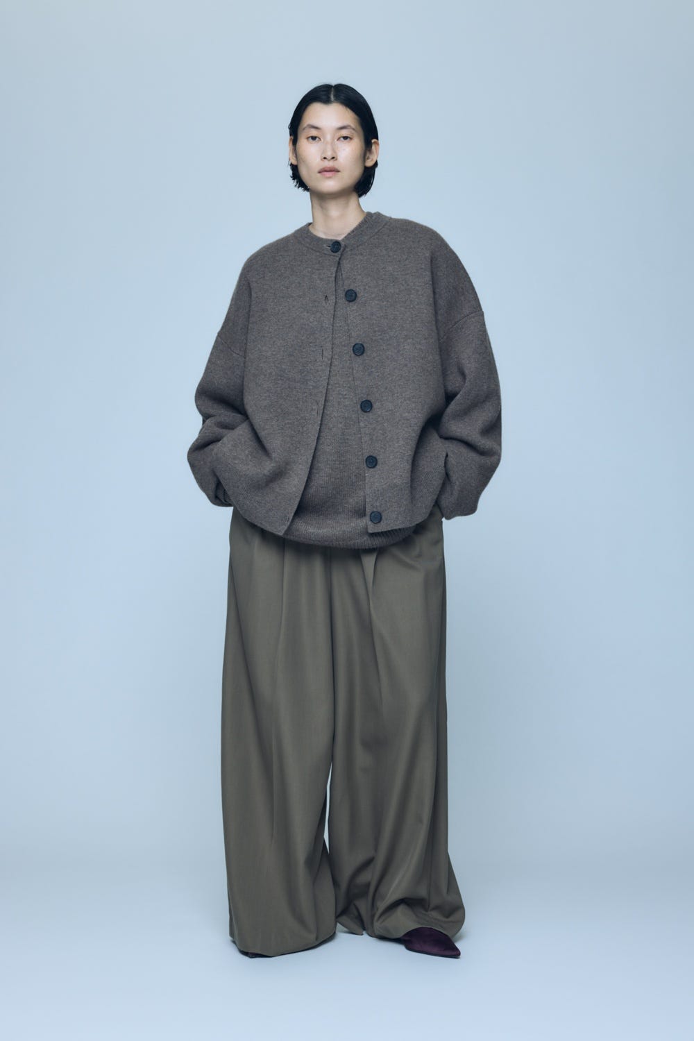 LOW-RISE WIDE TROUSERS M/BRN 38