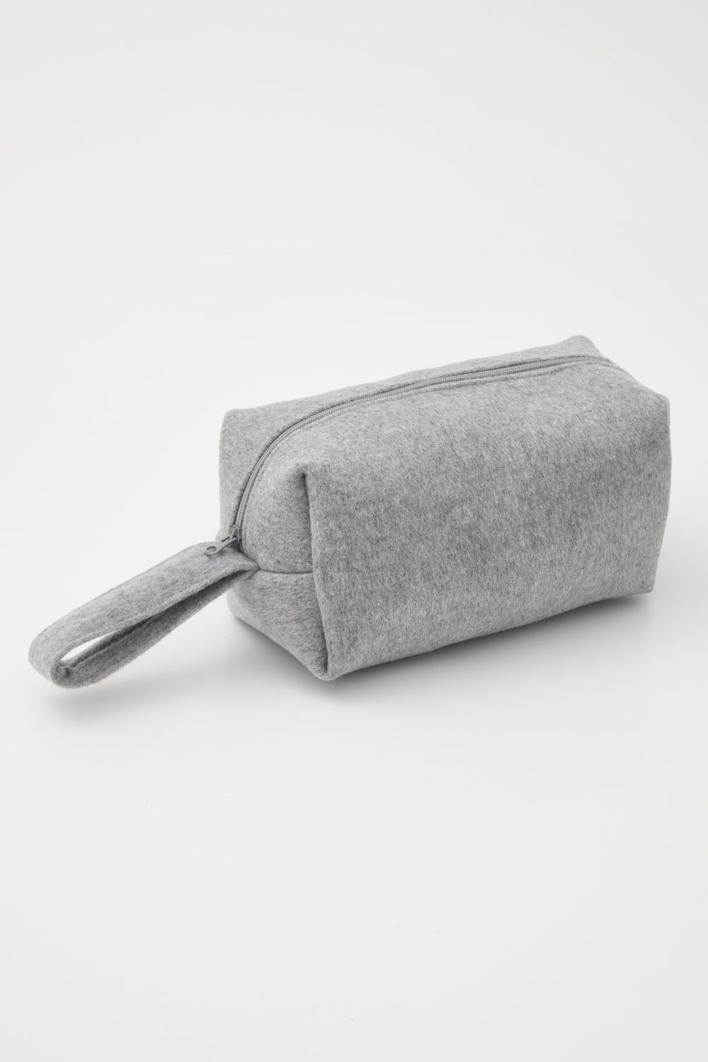 POUCH T.GRY 38