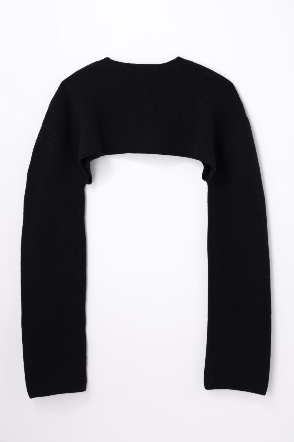 CROPPED-PULLOVER BLK 38