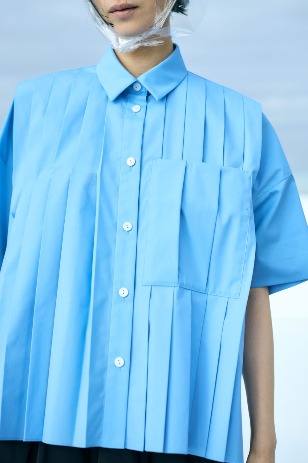 PLEATS WIDE BOX SHIRT L/BLU 38