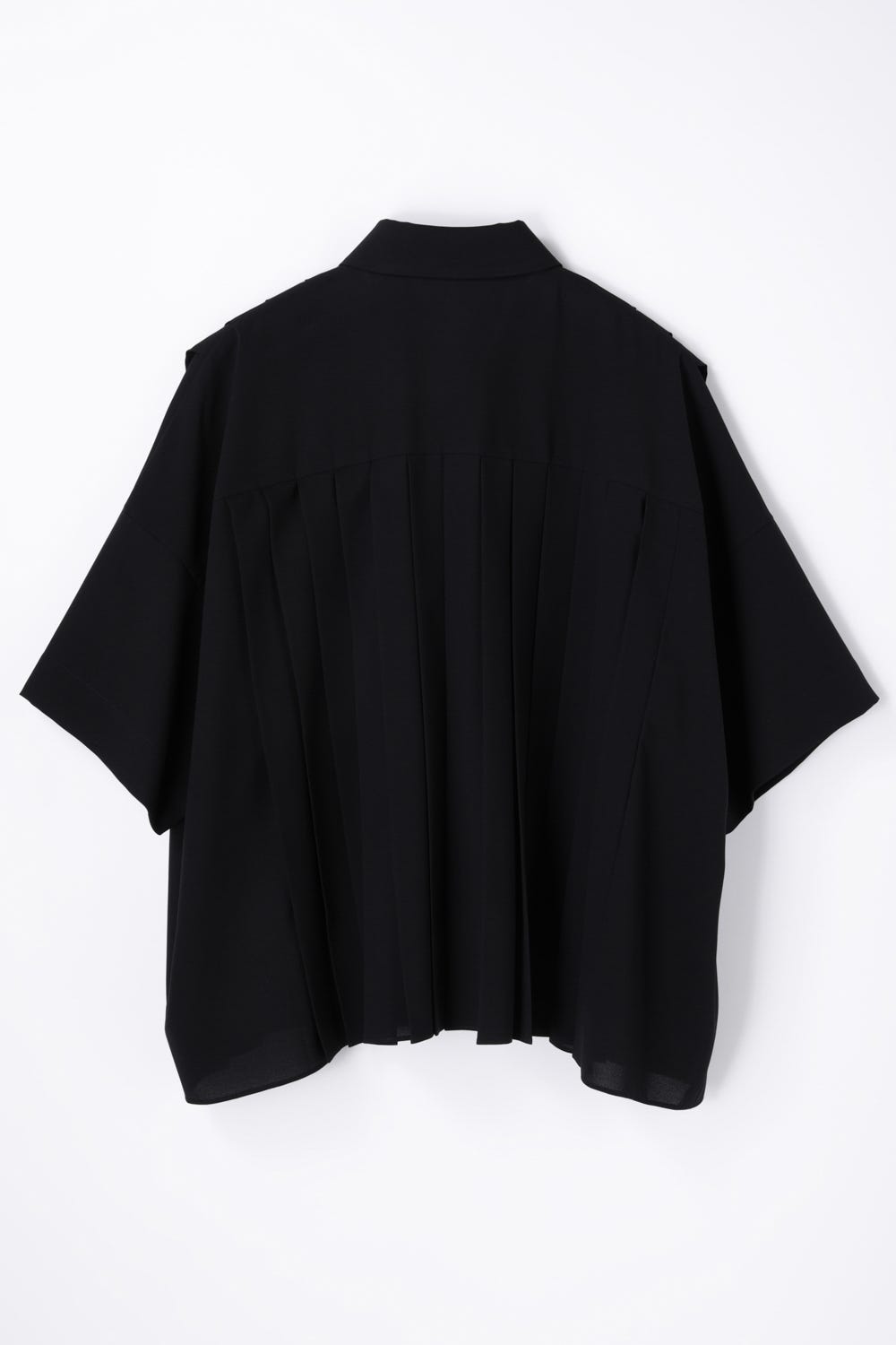 PLEATS WIDE BOX SHIRT BLK 38