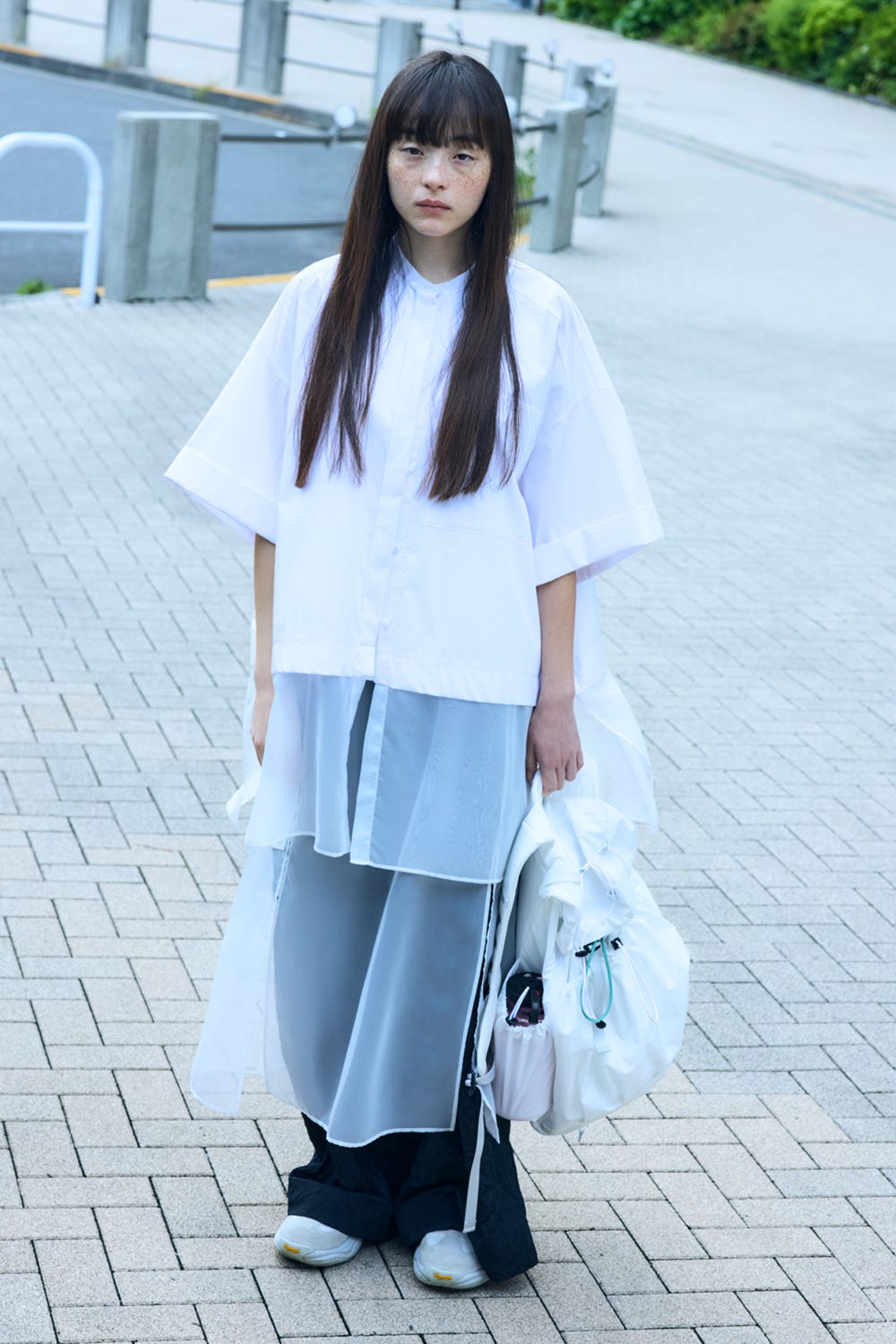SHEER BOTTOM SHIRT WHT 38