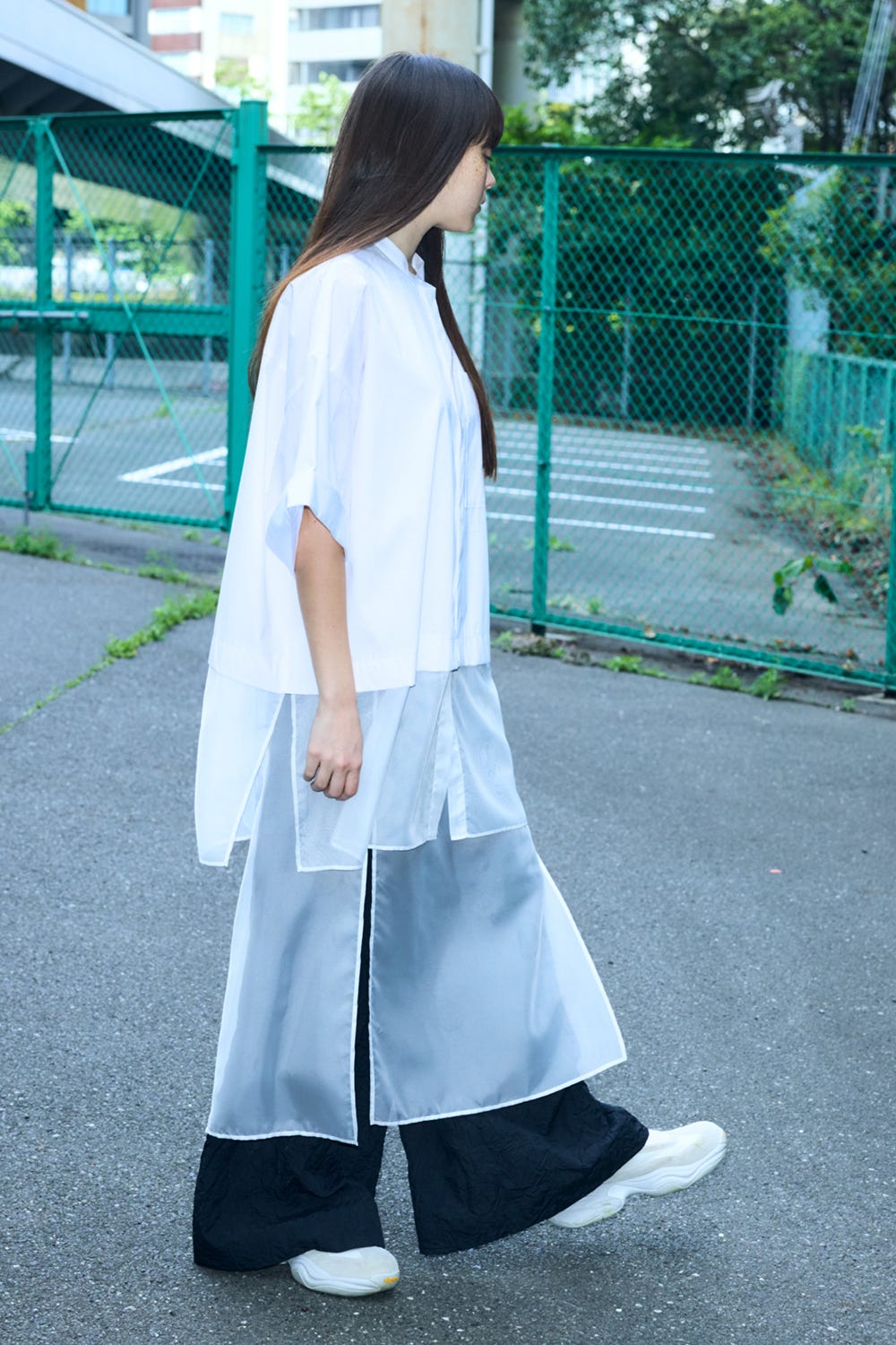 SHEER BOTTOM SHIRT WHT 38
