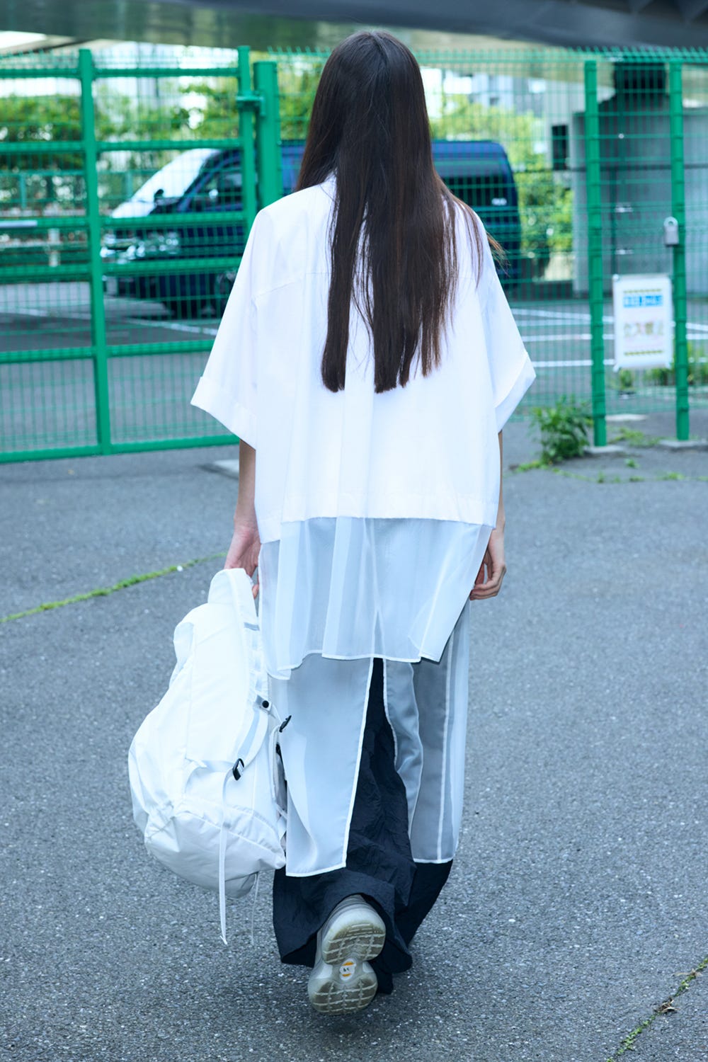 SHEER BOTTOM SHIRT WHT 38
