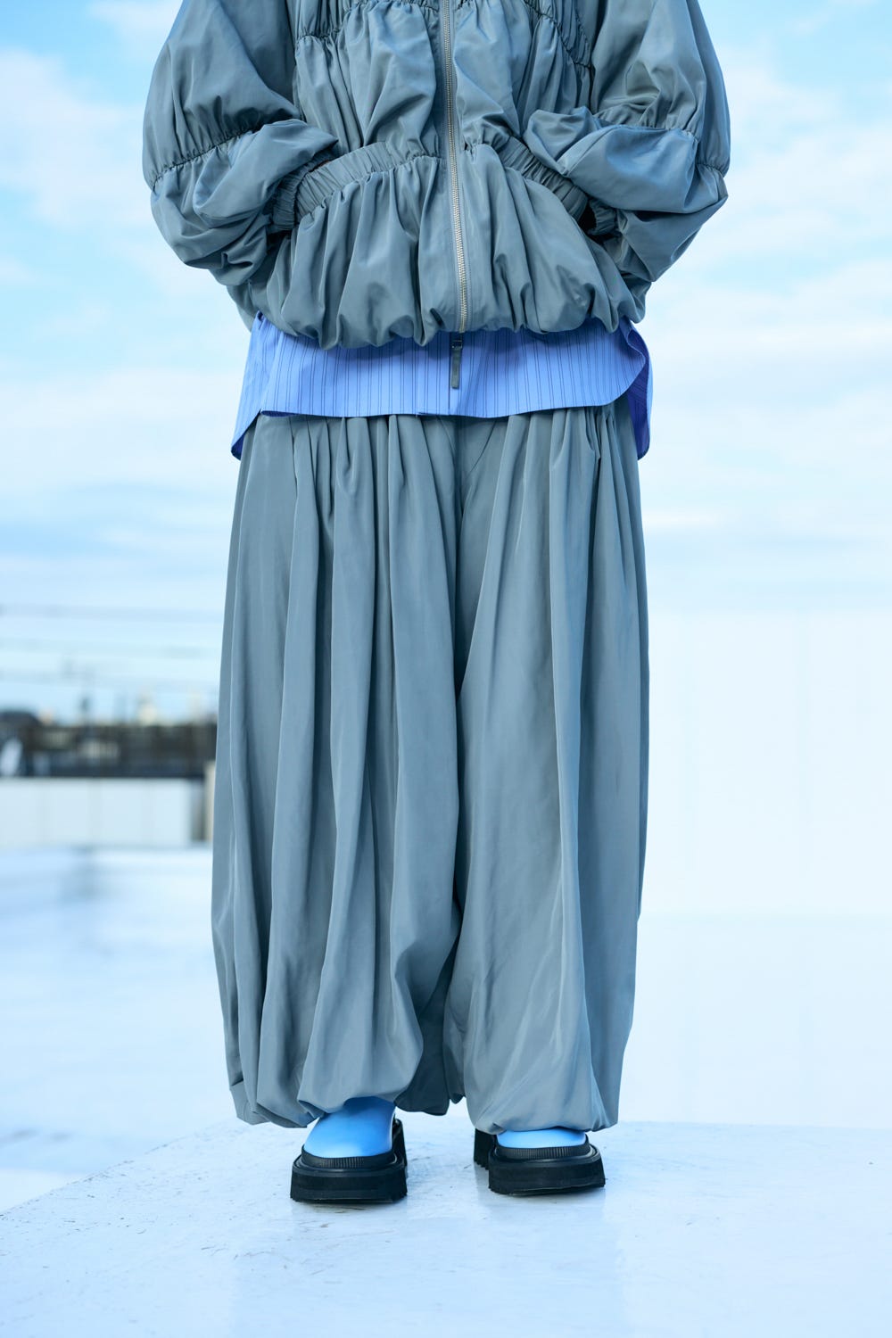 TUCK BALLOON CROPPED PANTS GRY 36