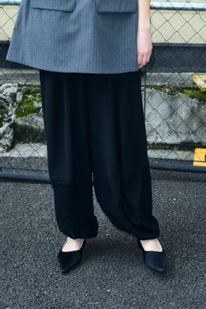BOX-TUCK PANTS｜38｜L/GRY｜TROUSERS｜ENFÖLD OFFICIAL ONLINE STORE