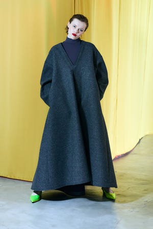 A-LINE SILHOUETTE DRESS