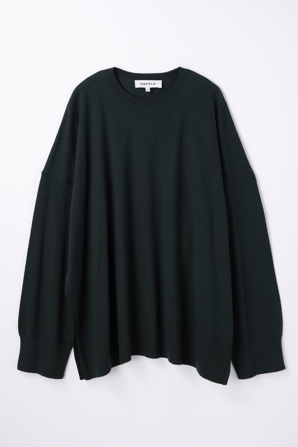 KNIT WEAR