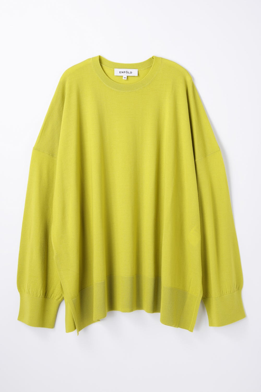 KNIT WEAR