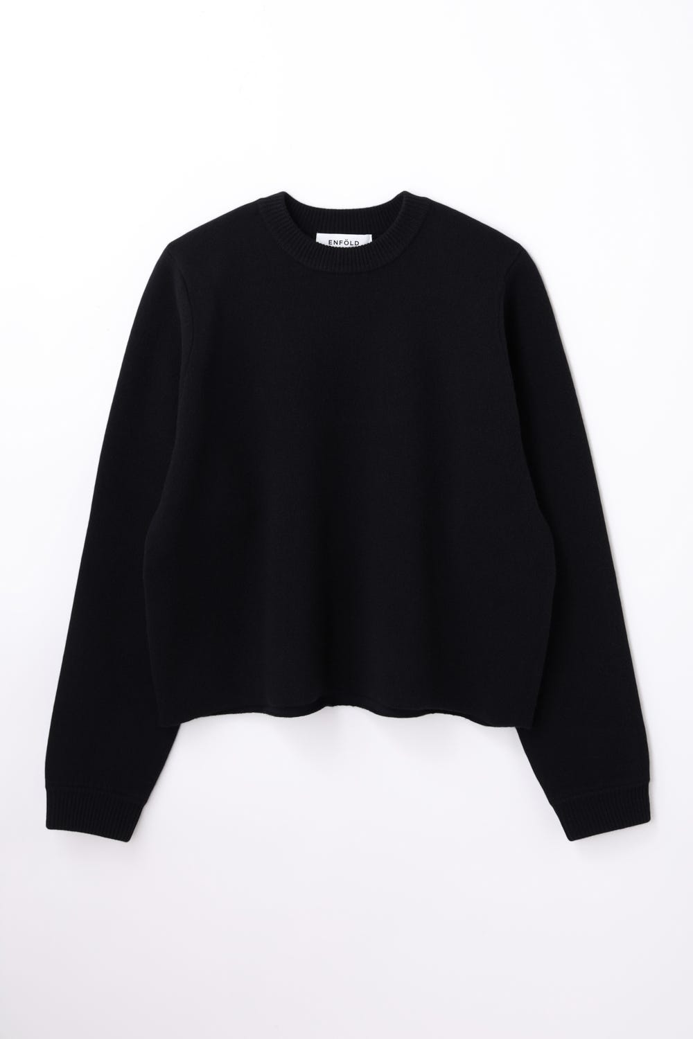 KNIT WEAR