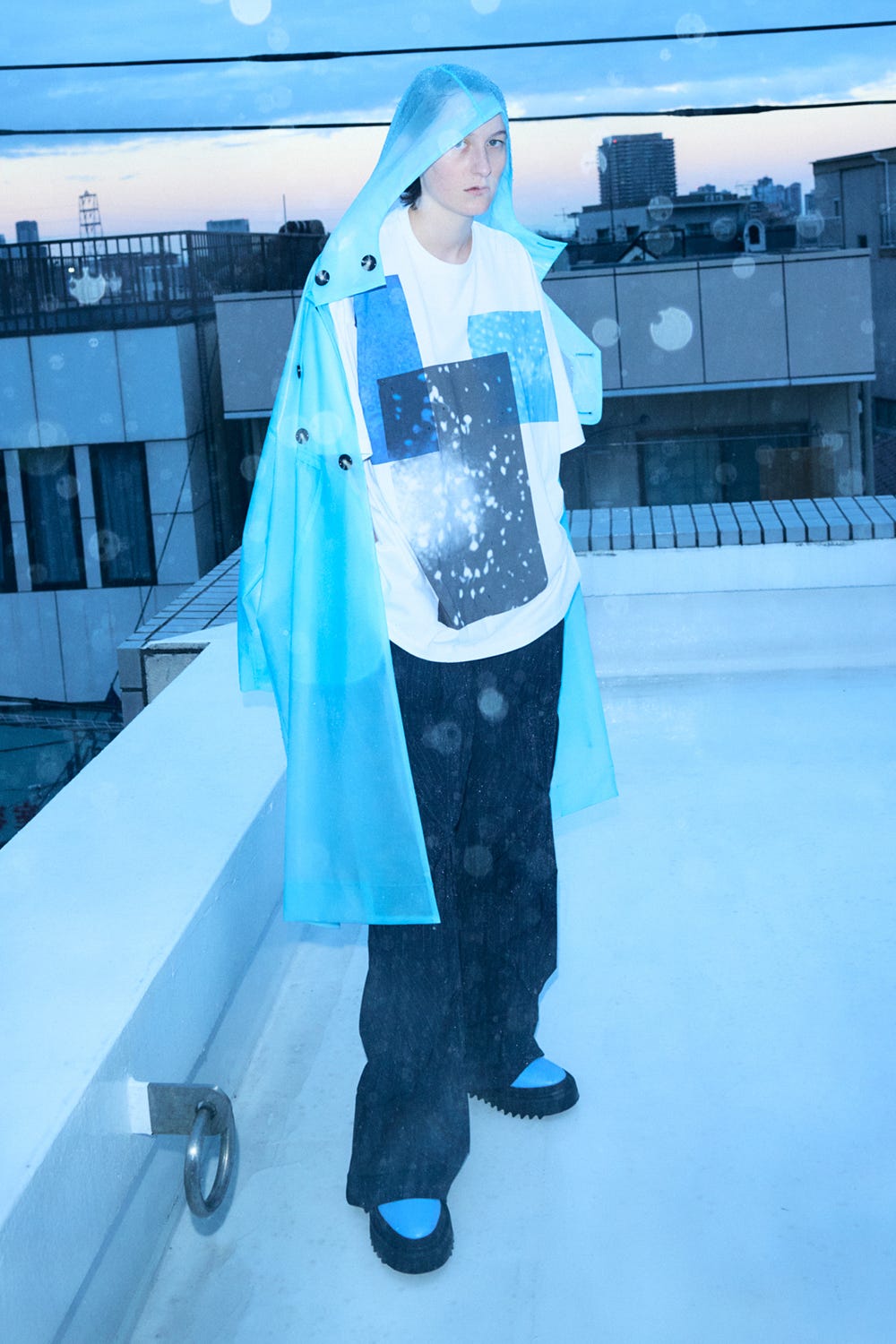 RAIN LARGE T-SHIRT WHT 38