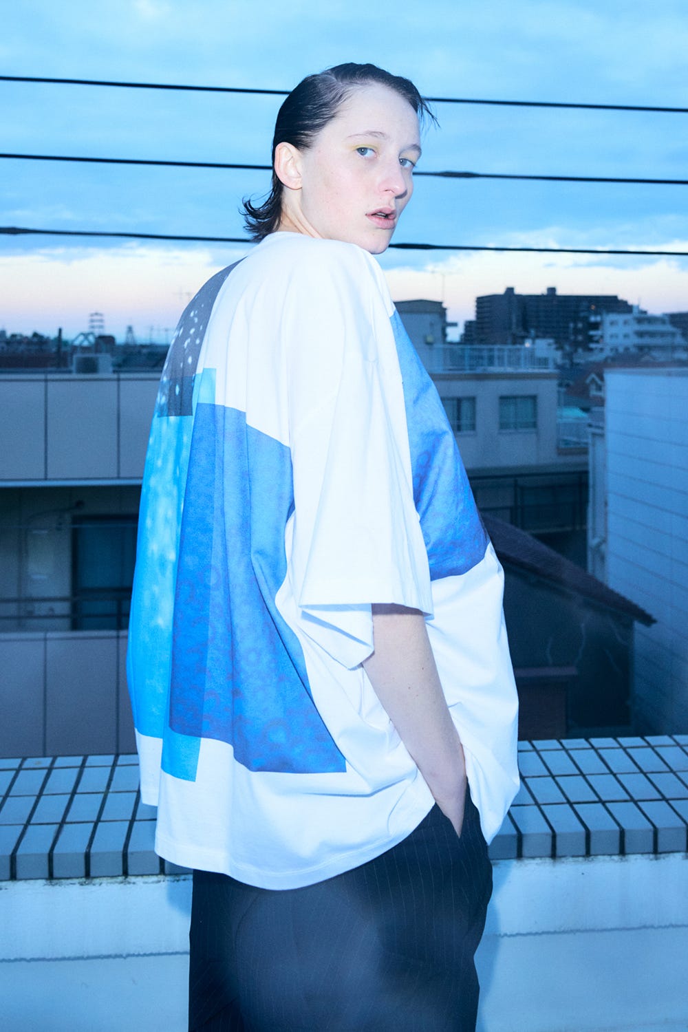 RAIN LARGE T-SHIRT WHT 38