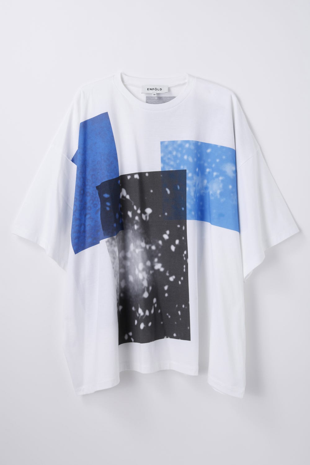 RAIN LARGE T-SHIRT WHT 38