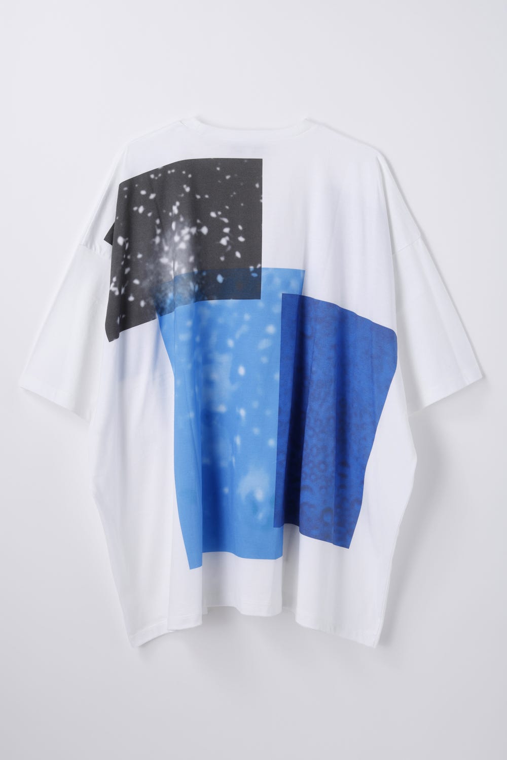 RAIN LARGE T-SHIRT WHT 38