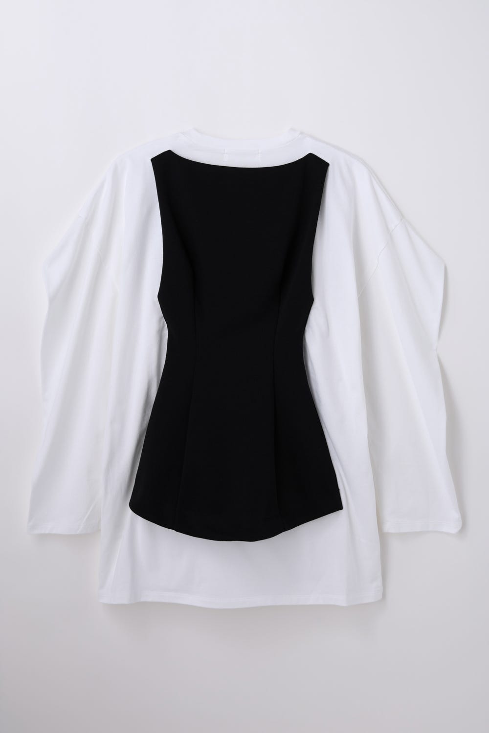 FORM LAYERED LONG-SLEEVES T-SHIRT BLK 38
