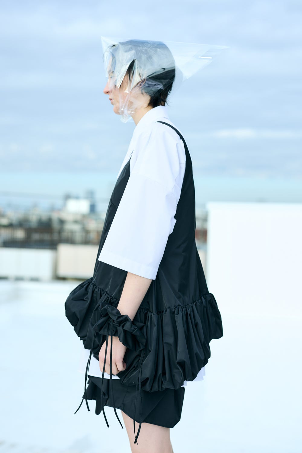 DROP-HEM CAMISOLE VEST BLK 38
