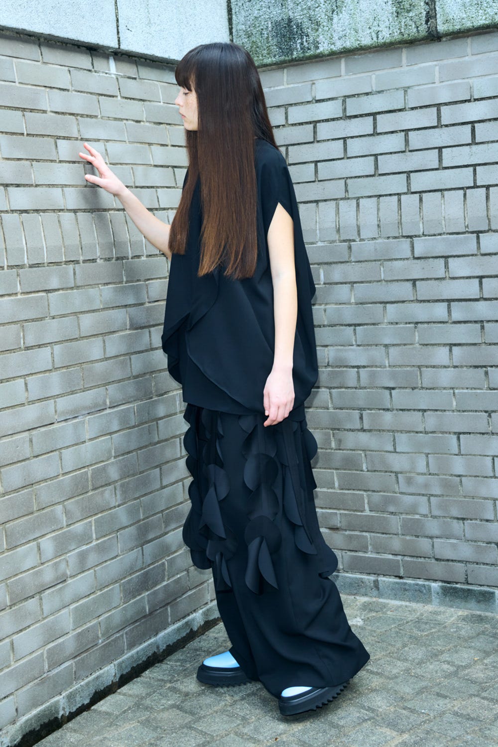 EGG DRAPE PULLOVER BLK 38