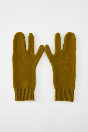 THREE-FINGER　GLOVES