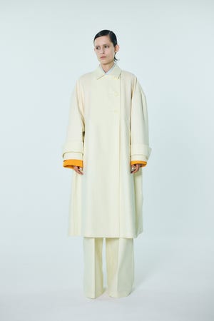 SOUTIEN-COLLAR FLARE COAT