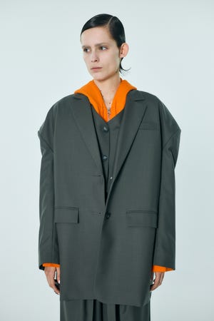 OVER-SHOULDER VEST JACKET