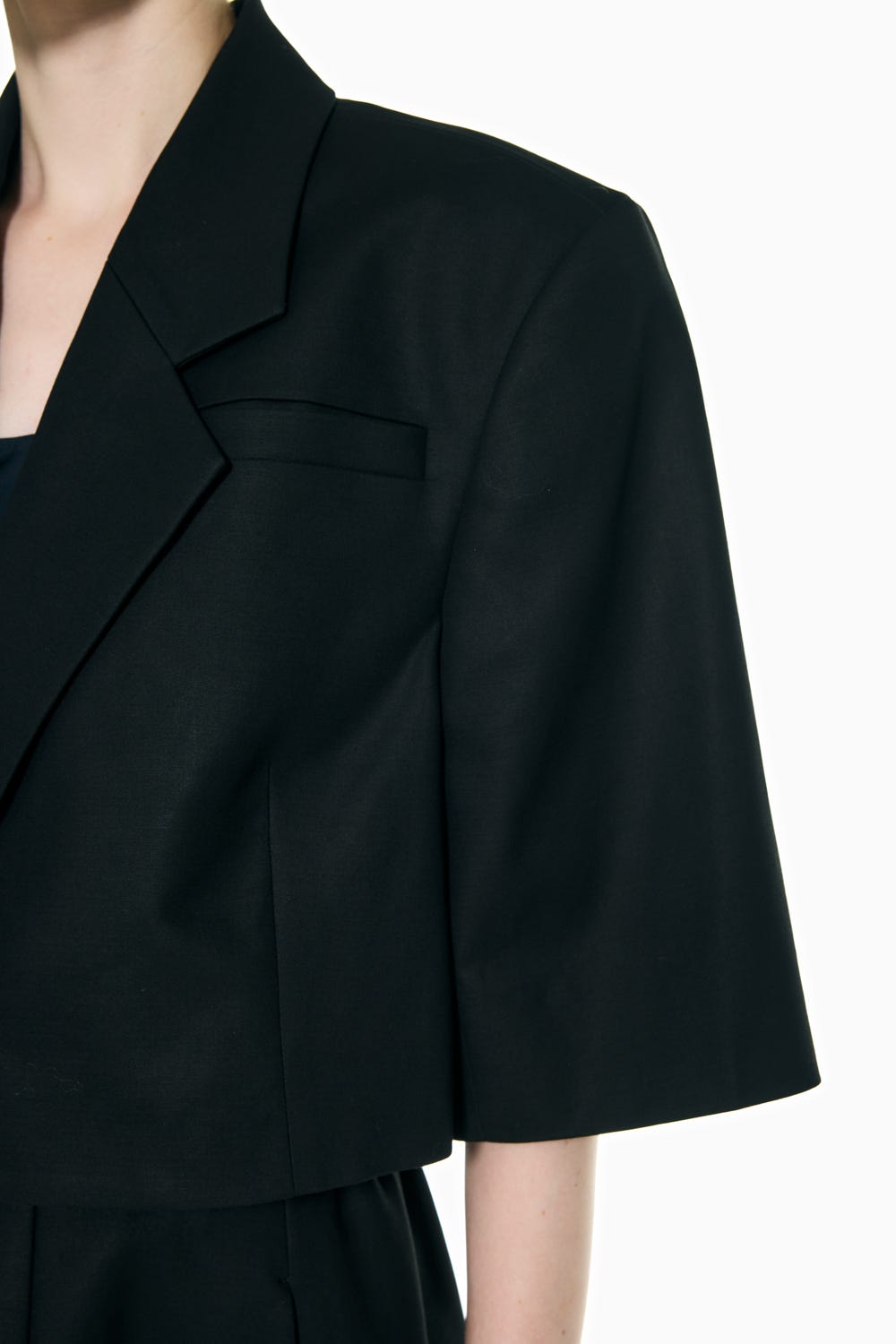 HALF-SLEEVES JACKET BLK 38