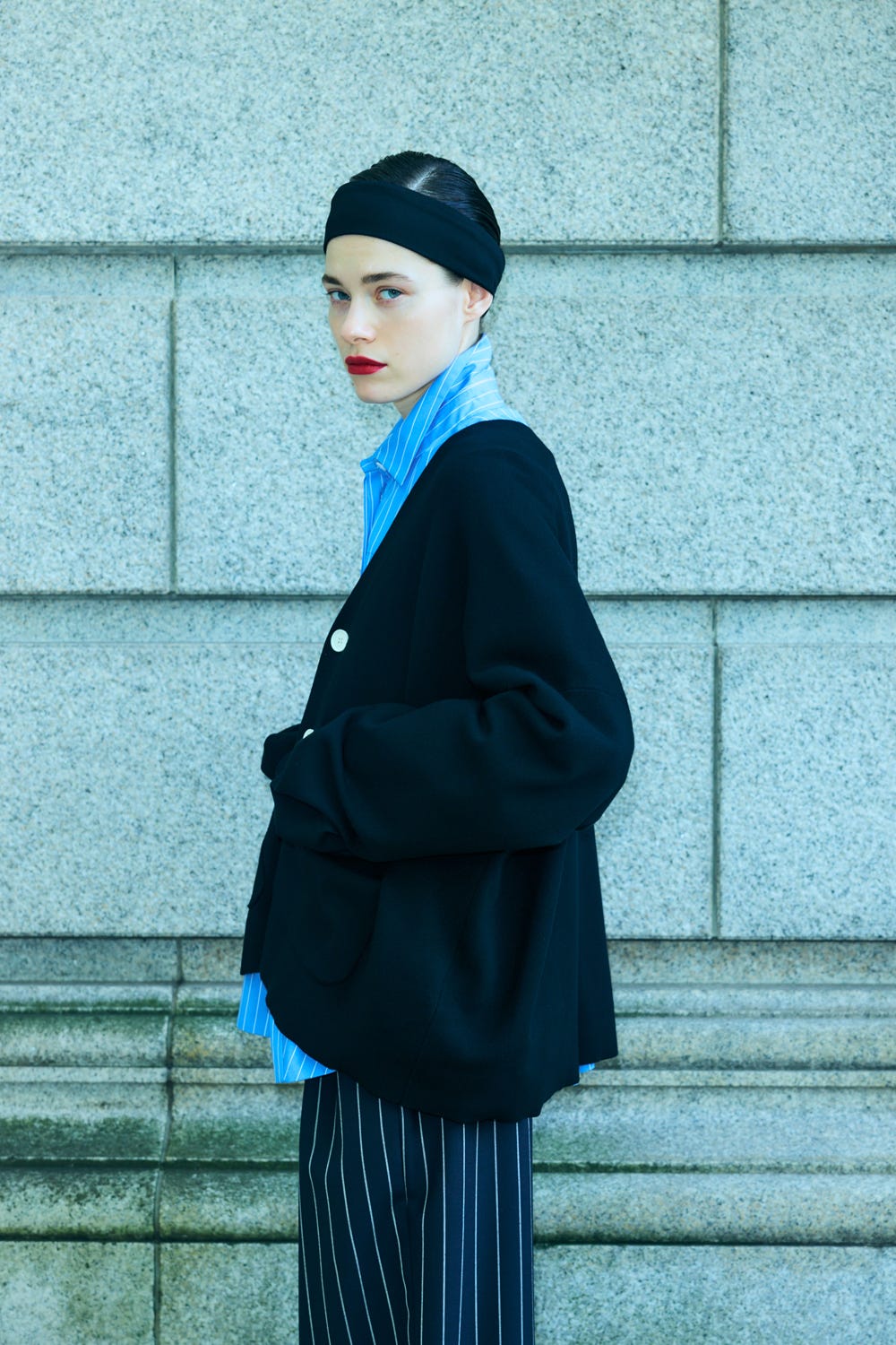 BOX WIDE-CARDIGAN BLK 38