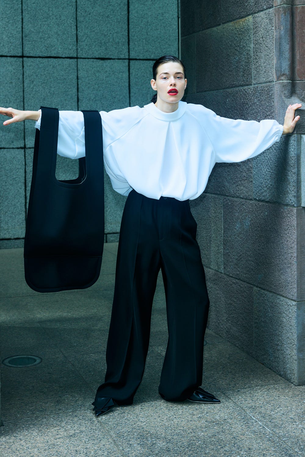 STAND DRAPE PULLOVER WHT 38