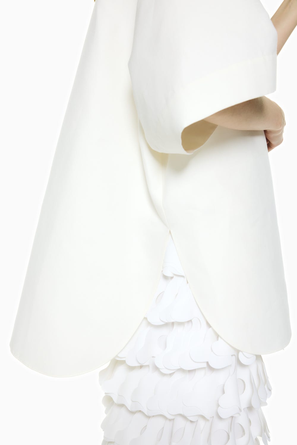 LOOSE HALF-SLEEVE SHIRT WHT 38