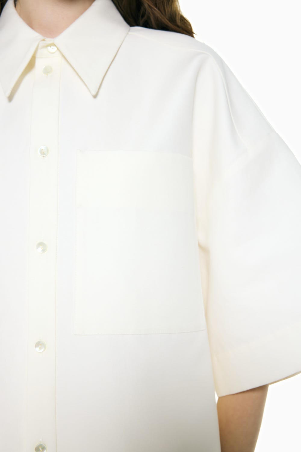 LOOSE HALF-SLEEVE SHIRT WHT 38