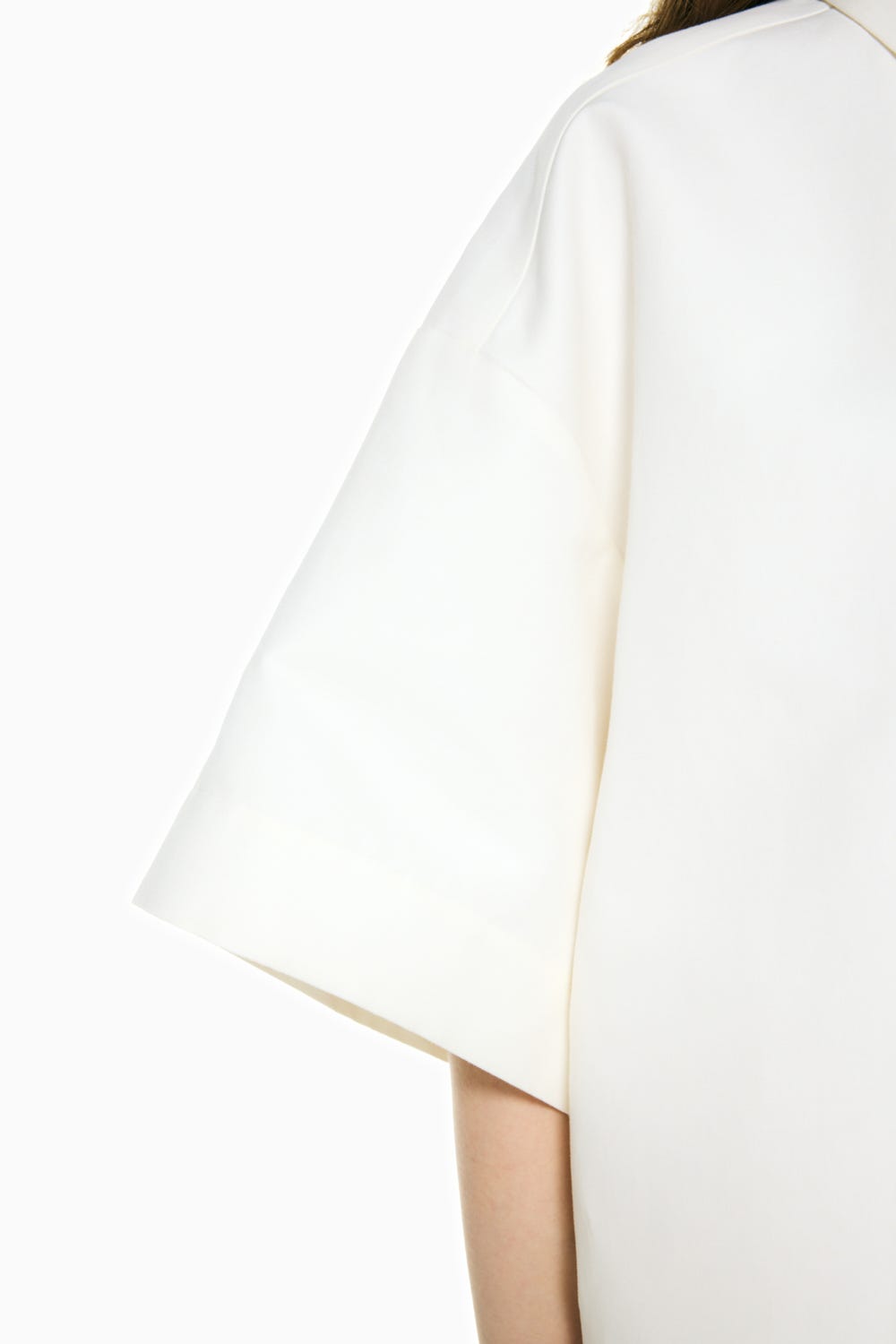 LOOSE HALF-SLEEVE SHIRT WHT 38