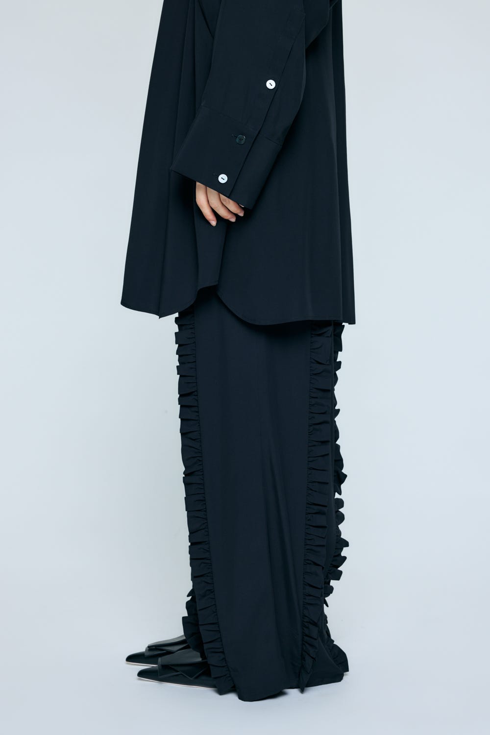 FRILL TROUSERS BLK 38