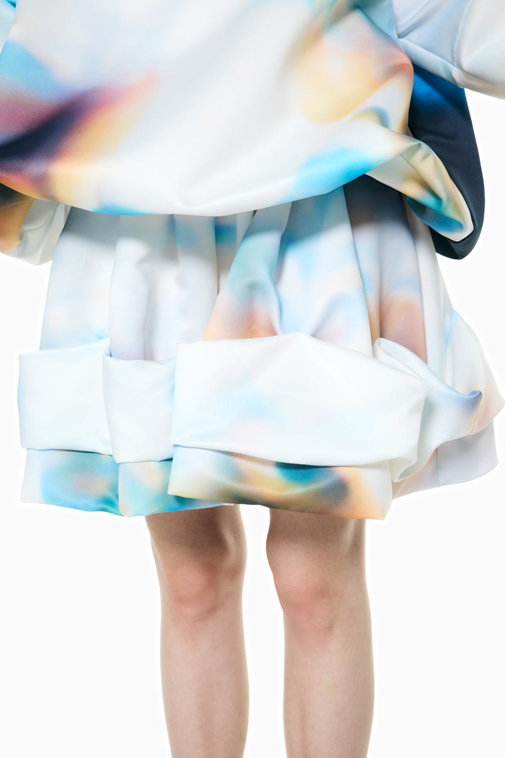 ROLL-UP DRAPE SHORT-PANTS M/WHT 36