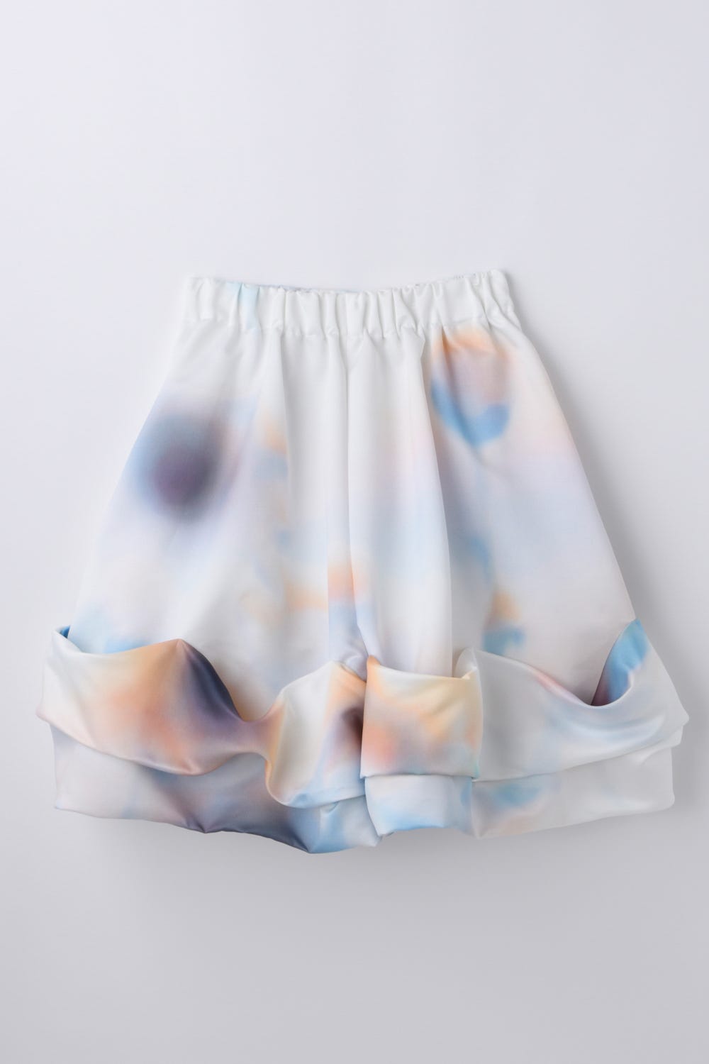 ROLL-UP DRAPE SHORT-PANTS M/WHT 36