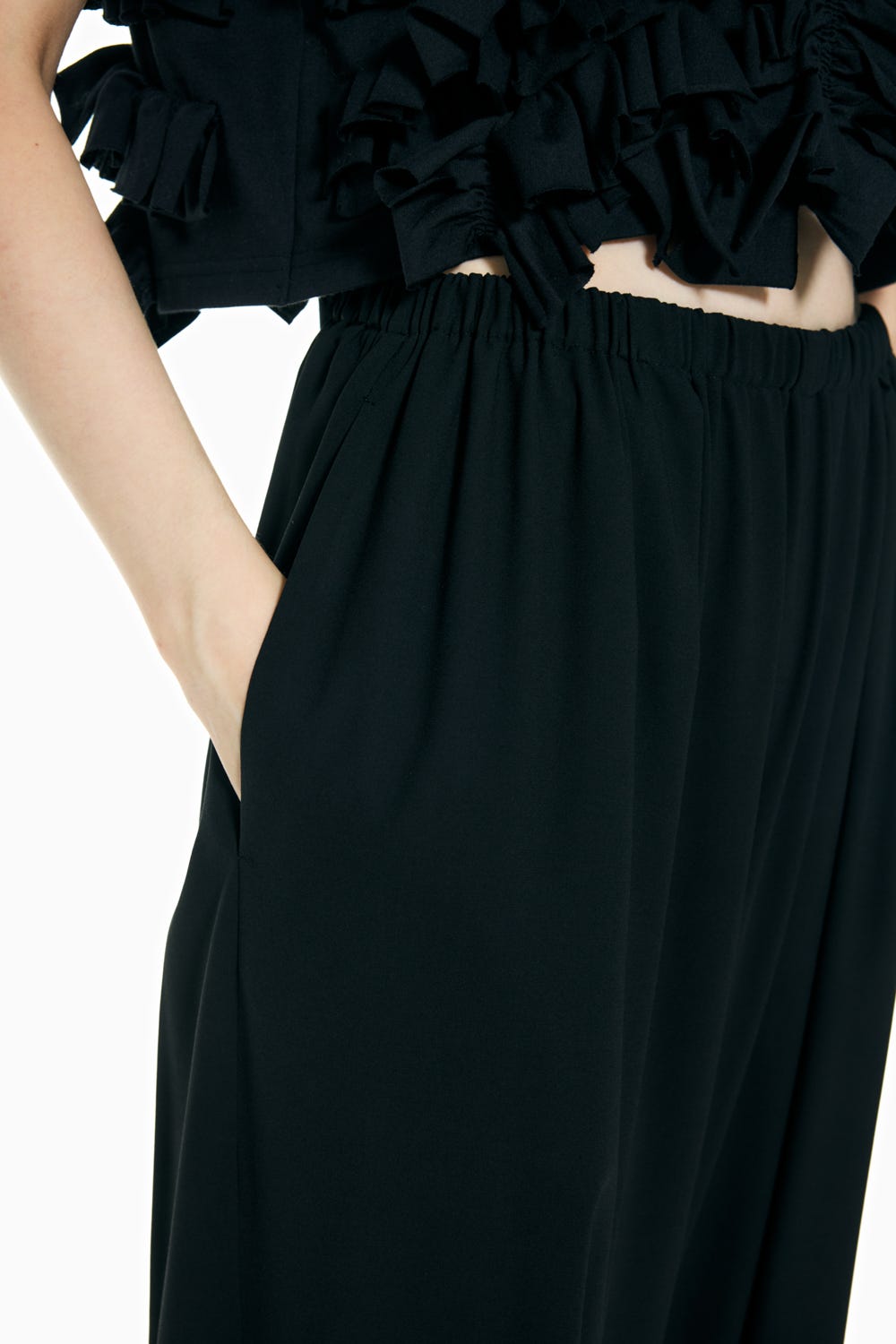 RELAX ELASTIC-HEM PANTS BLK 36