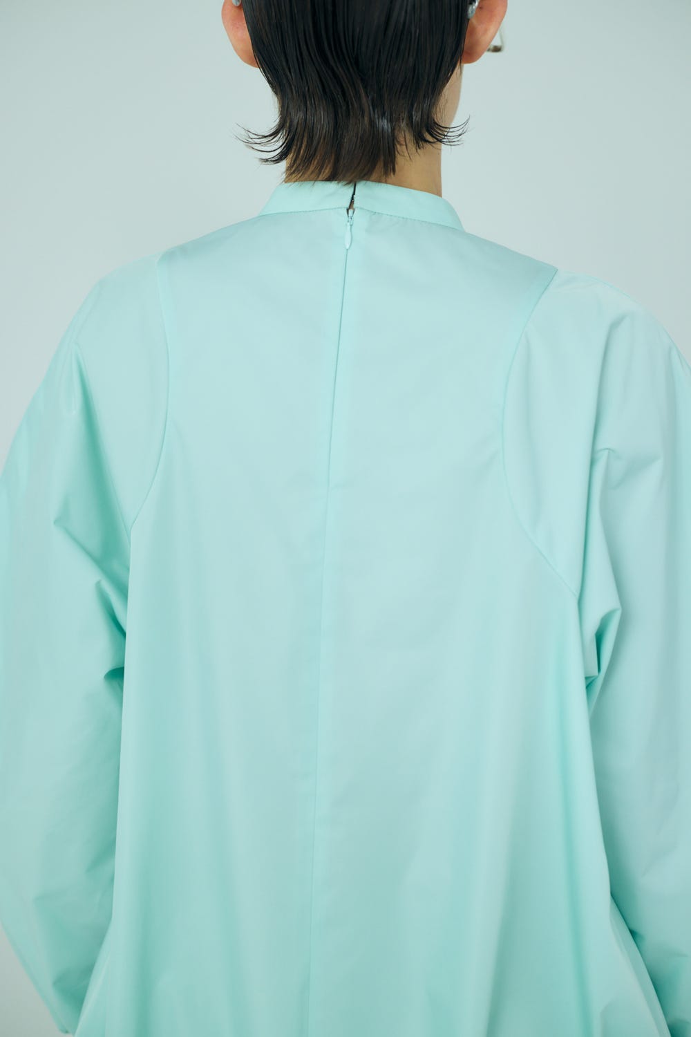 EIGHT SILHOUETTE DRESS L/MINT 38