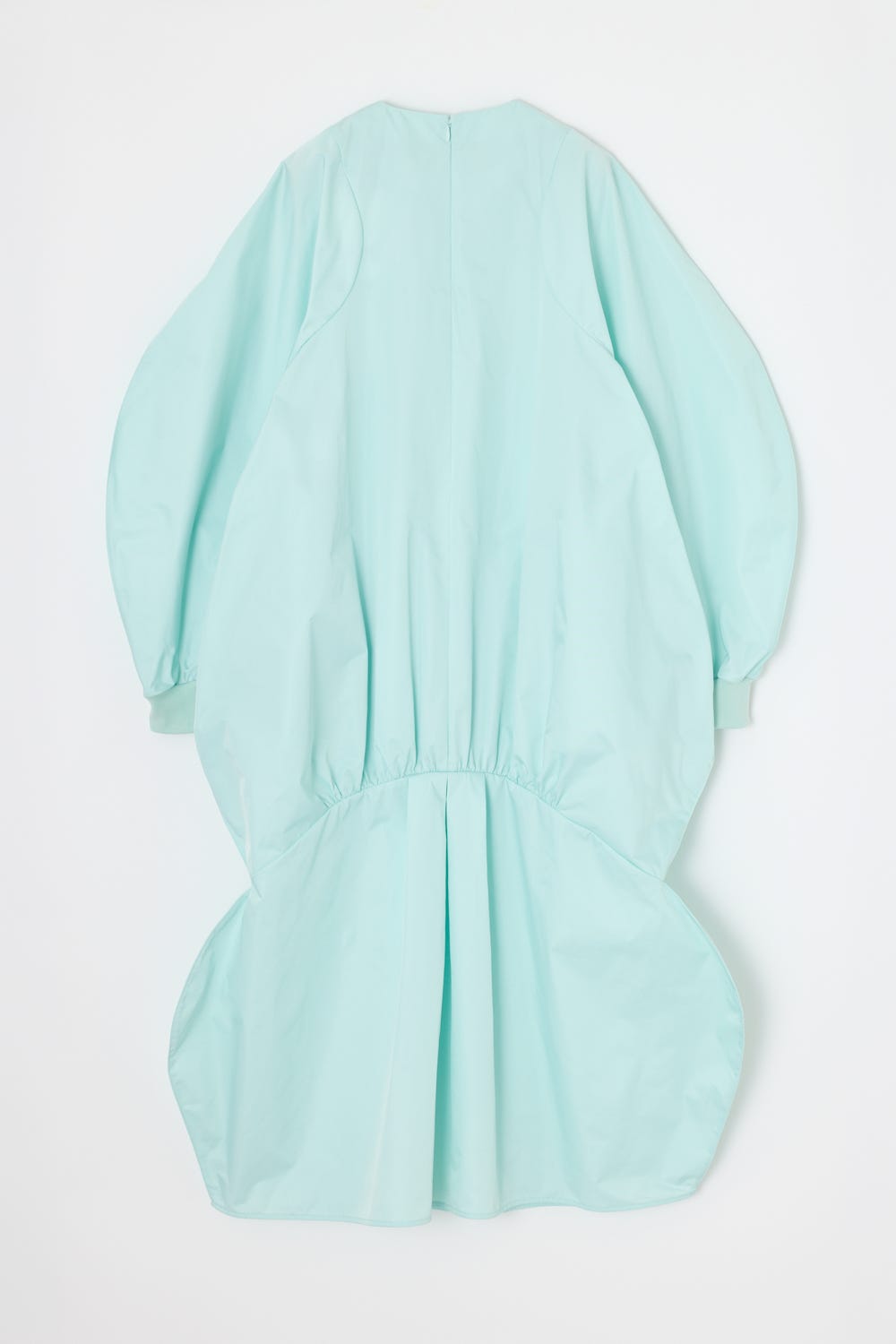 EIGHT SILHOUETTE DRESS L/MINT 38