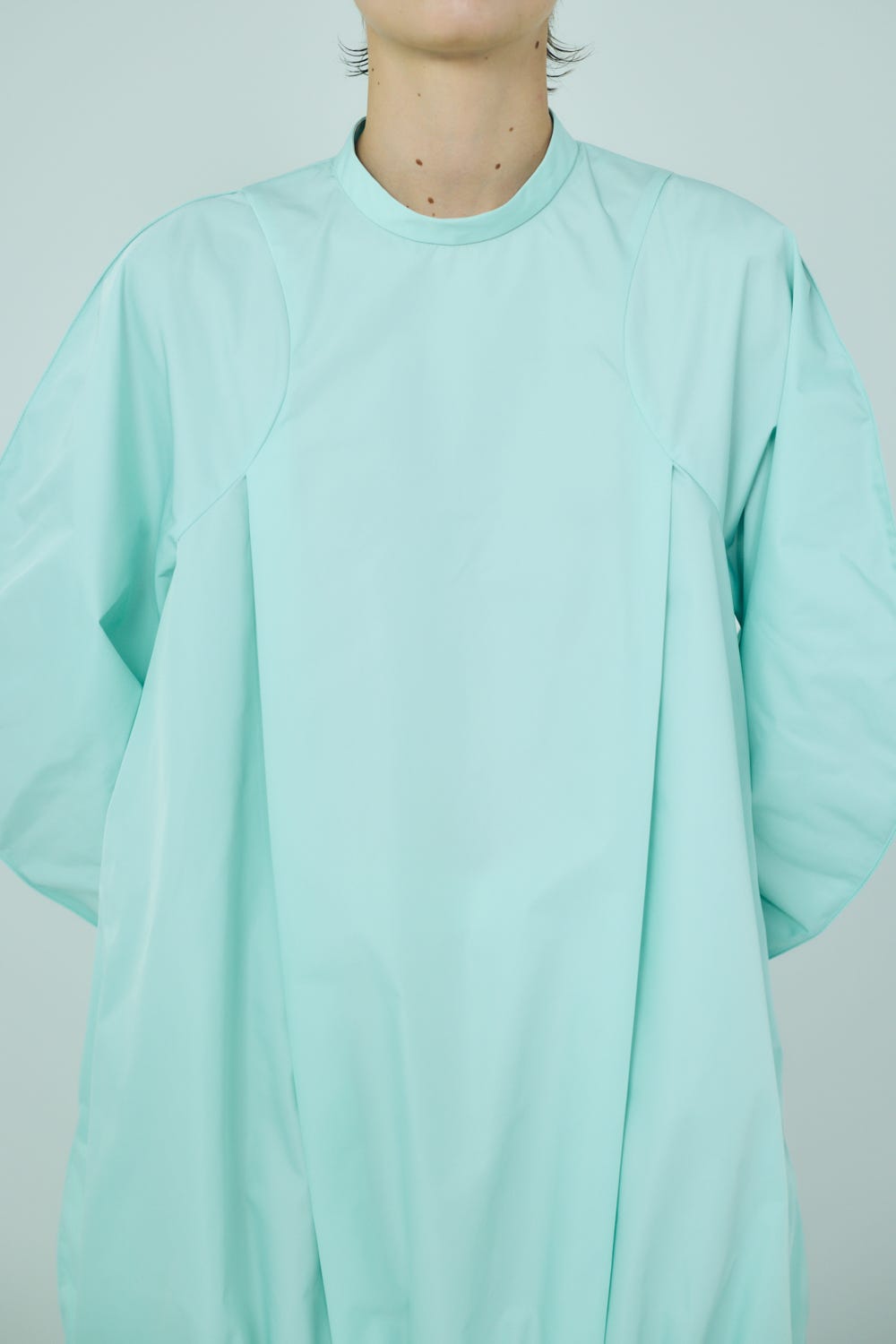 EIGHT SILHOUETTE DRESS L/MINT 38